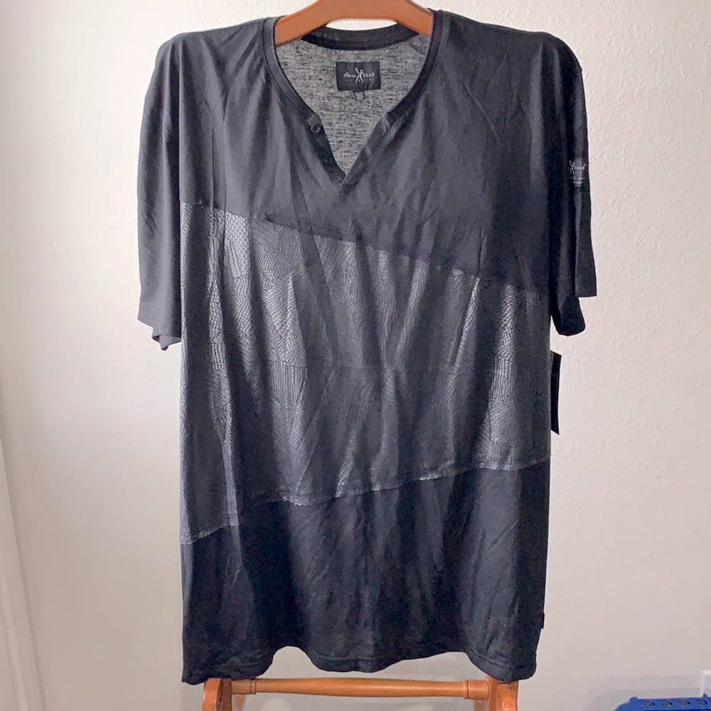 New 3XL Mark echo cut & sew spring collection black Vneck short sleeve T-shirt